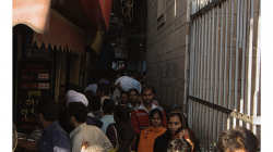 Staré Dílí - ulice nacpané k prasknutí