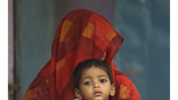 Hned za branami Taj Mahalu