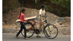 Jhansí je hrozná díra, místní kolorit ale velice pestrý