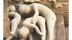 Khajuraho - chrámový komplex - výjevy z Kama Sutry