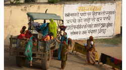 I tihle pojedou na svatbu