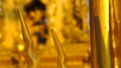 Zlaté hodiny v Chiang Rai