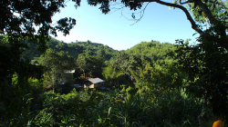 Jedna z vesniček v okolí Akha