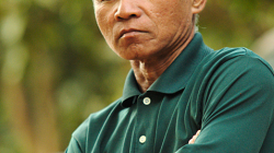 Muži z Akha, dívali se na lovce celkem žárlivě