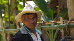 V horských vesničkách u Akha