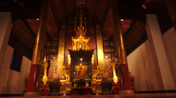 Jeden z chrámů v Chiang Mai