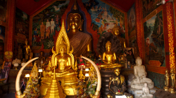 Wat Phra Thart Doi Suthep 124