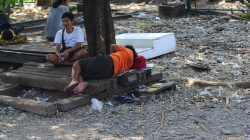 Jedeme vlakem na jih