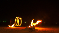 Fire show za doprovodu techno setu