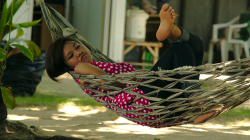 Znavená slečna z obsluhy