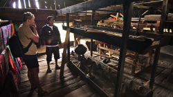Batacký skanzen, v domech se stále bydlí / Batak museum, people still living inside houses