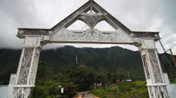 Ostrov Samosir / Samosir Island