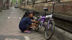 opravářky / repairgilrls