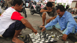 Pouliční hráči šachů, vážně váleli! /Street chess game players, really ruled!