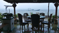 Aby tak zapršelo, prosím / Let it rain, please