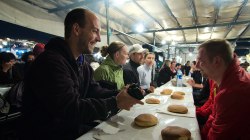 Bohatá večeře / Huge dinner