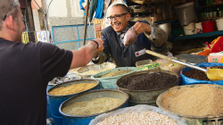 Boyda nakupuje / Boyda is shopping