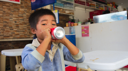 Chtěl colu / He wanted coke