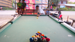 Biliár u cesty / Billiar by the road