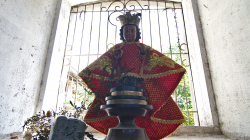 Jezulátko.. Mno, trochu tmavší / Infant Jesus..well darker one