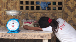 I obsluha občas usne / Even staff sleeps sometimes