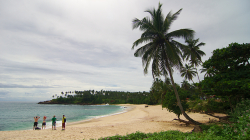 Našli jsme prázdnou pláž ! - We have found empty beach!