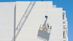 San Gwan - Opravujem