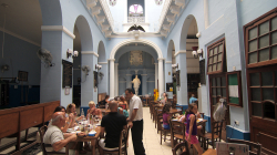 Jeden ze skvělých místních levných podniků